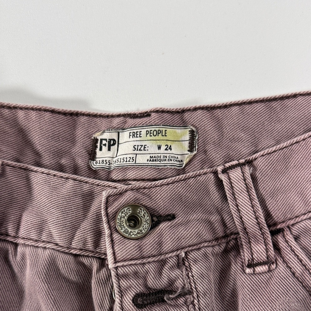 Free People Women's Distressed Pink Shorts Size 24 - Picture 2 of 12